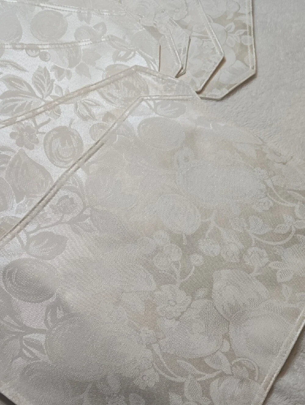 Elegant Cream Floral Jacquard Placemats - Set of 8